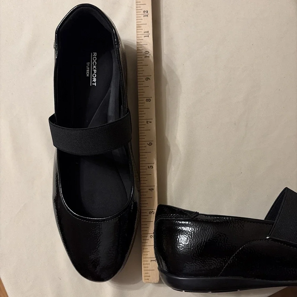 NIB Rockport Aver 9.5 W Wide Mary Jane Flats Black Patent Leather Slip On Shoes